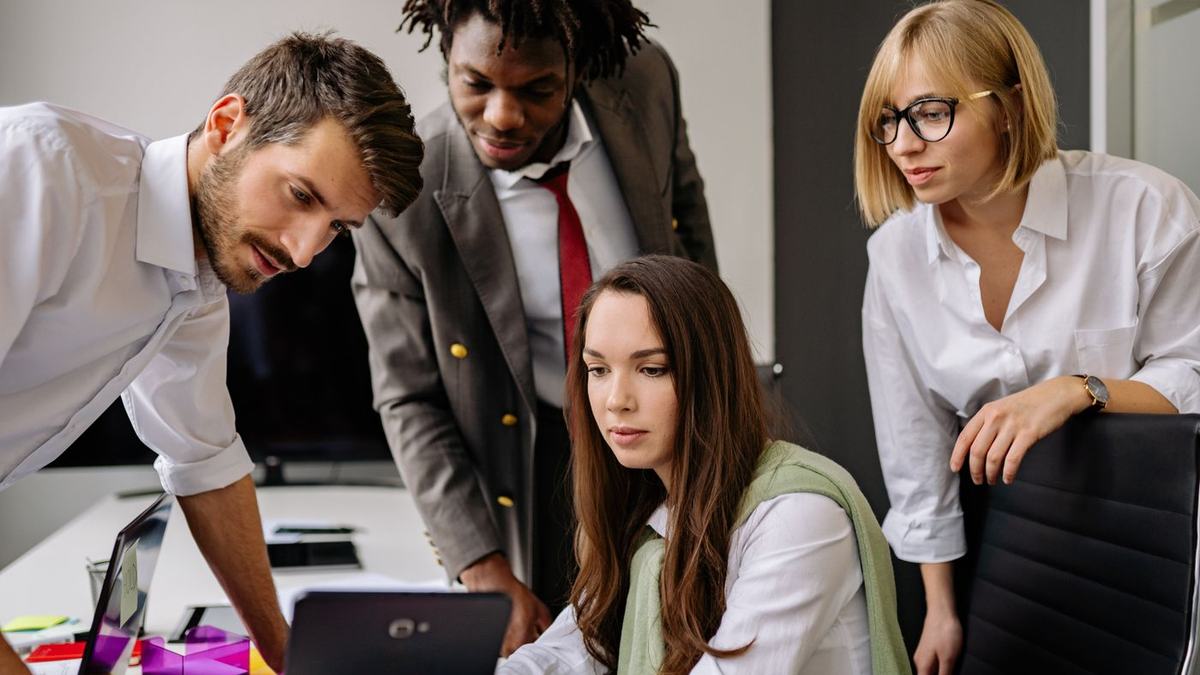 Pipedrive vs HubSpot in 2026: which CRM fits a small sales team?
